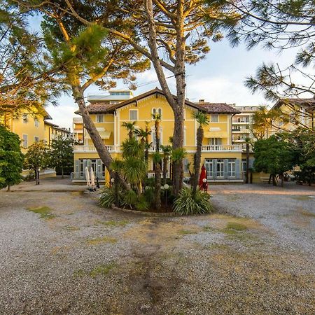 Hotel Ville Bianchi Градо Екстер'єр фото