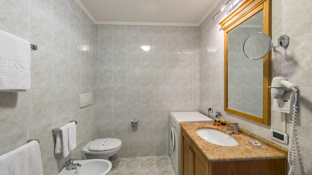 Hotel Ville Bianchi Градо Екстер'єр фото