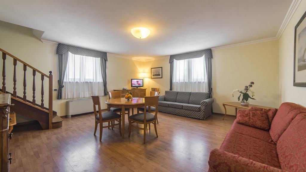 Hotel Ville Bianchi Градо Екстер'єр фото