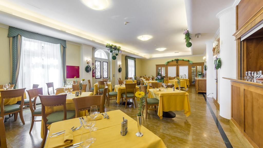 Hotel Ville Bianchi Градо Екстер'єр фото