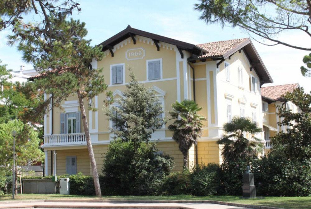Hotel Ville Bianchi Градо Екстер'єр фото
