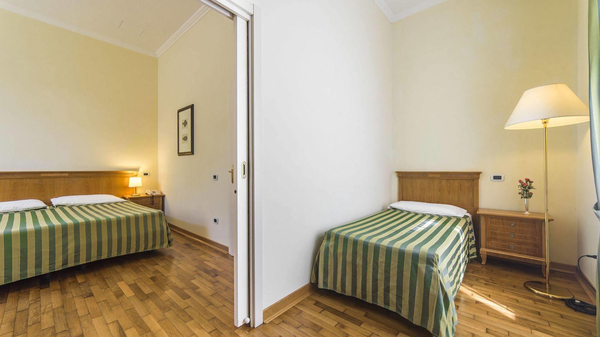 Hotel Ville Bianchi Градо Екстер'єр фото