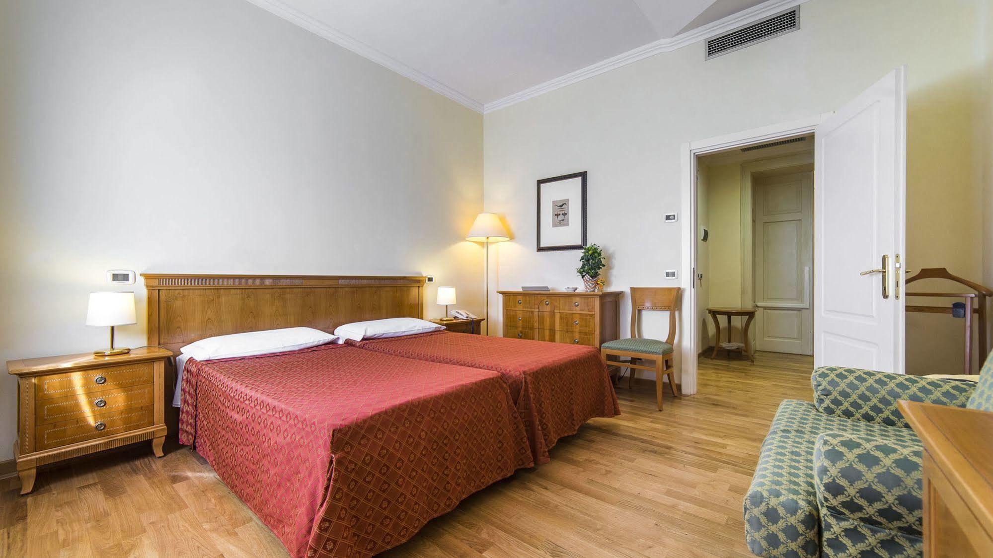 Hotel Ville Bianchi Градо Екстер'єр фото