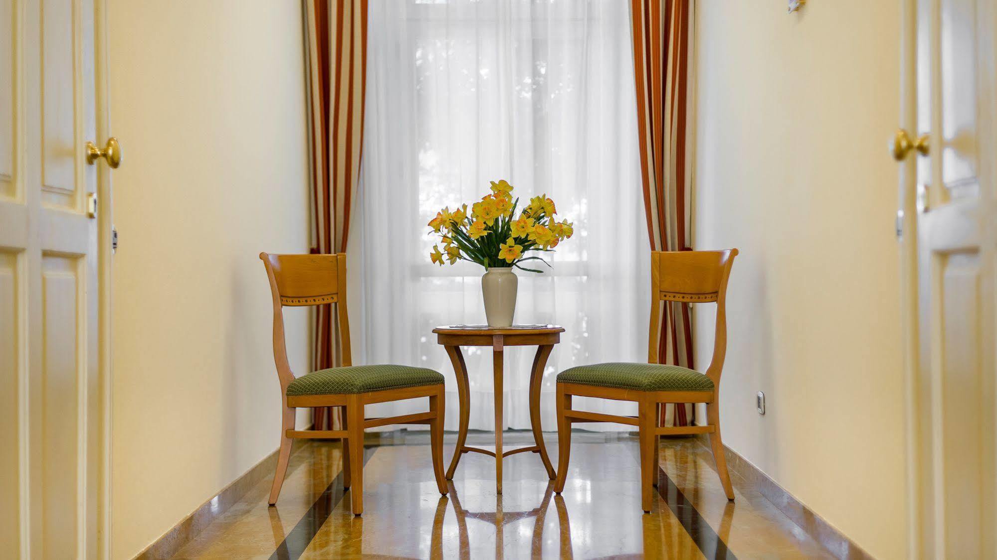 Hotel Ville Bianchi Градо Екстер'єр фото